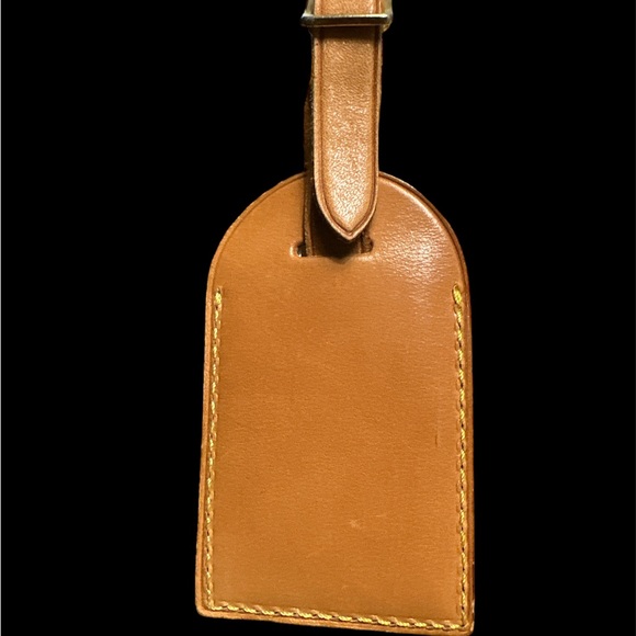 EUC AUTH. LOUIS VUITTON NAME TAG. ADJUSTABLE. - Picture 4 of 4